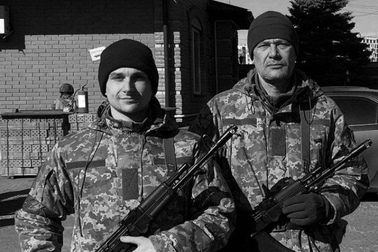 Батько закрив собою сина, але загинули обоє: Україна прощається із двома Захисниками, які визволяли Бахмут